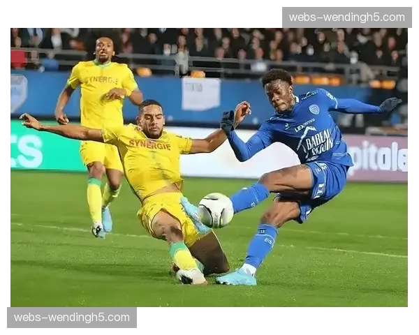 比赛第60分钟，南特通过一次简洁传递取得进球，此次进攻仅经三次传递